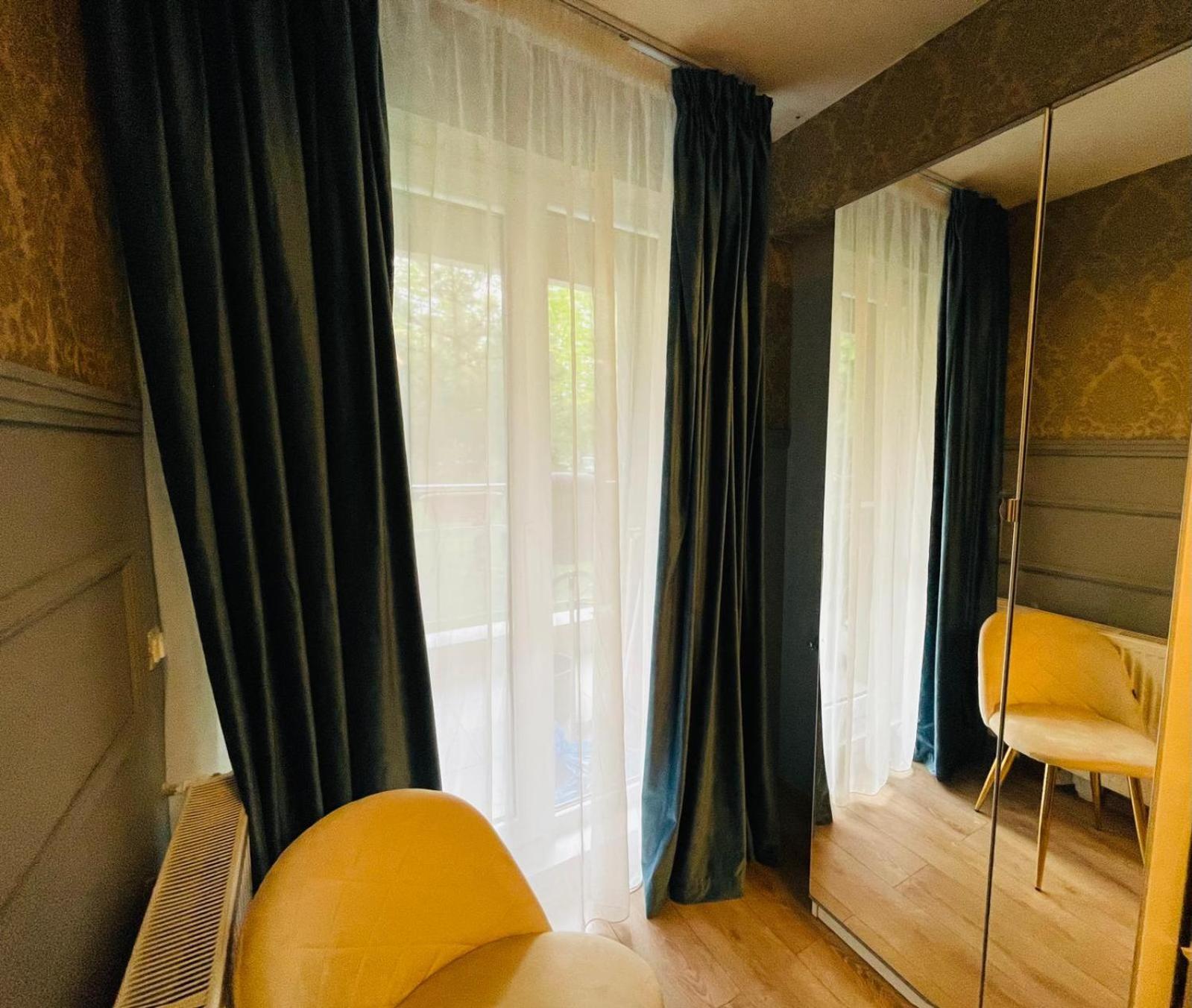 Airplane Residence 1 Otopeni Room photo